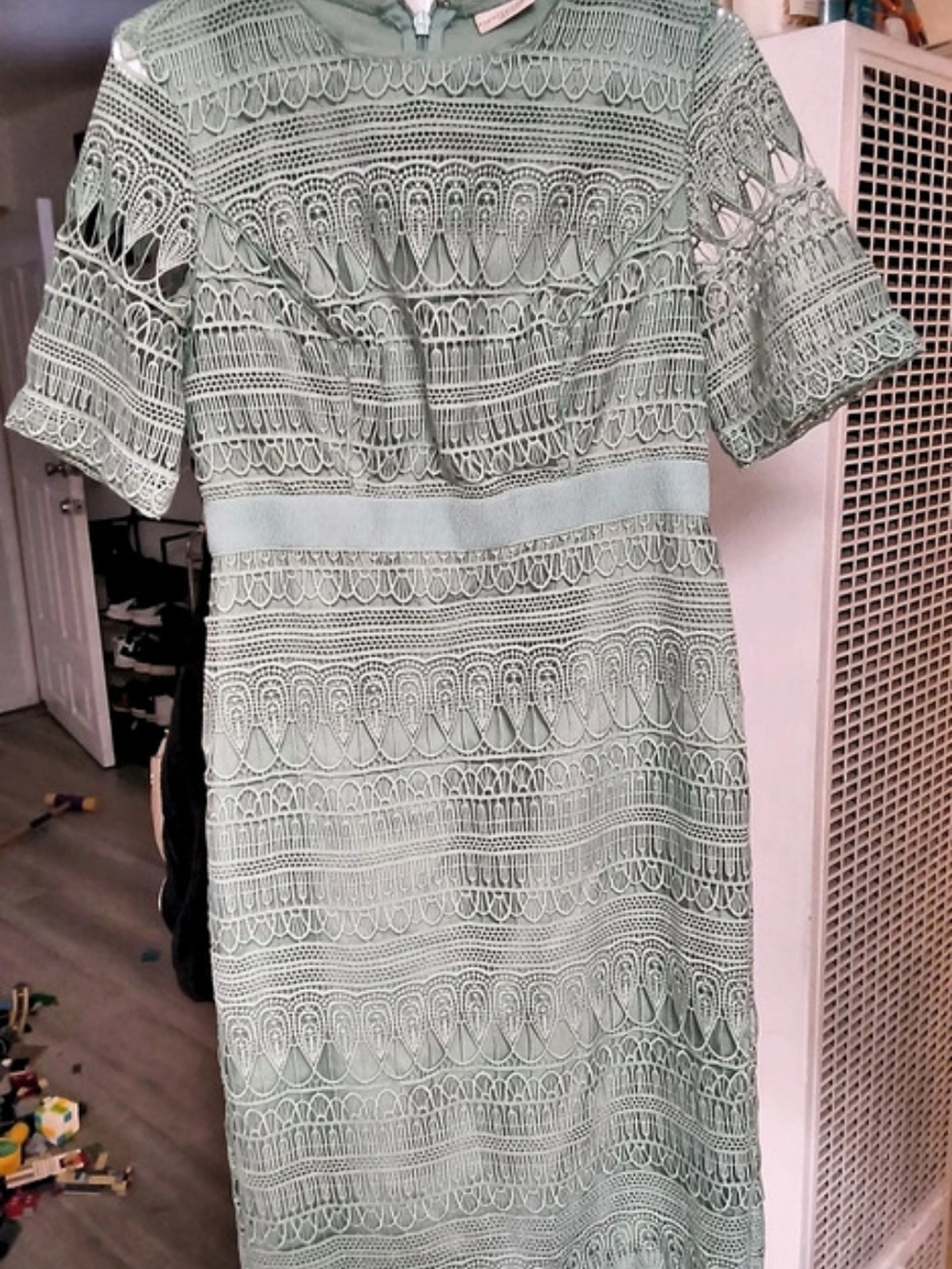 Eva Mendes Geometric Lace Mini Dress in Green Size Medium NWT
